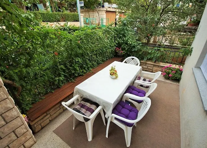 With Wifi - 13830 Apartment