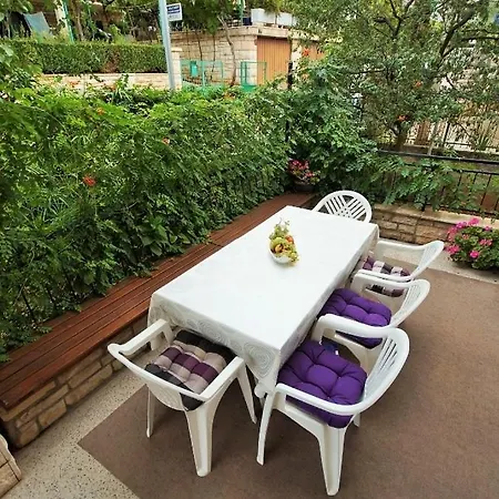 With Wifi - 13830 Appartement